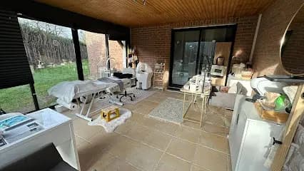 Studio Belle et Confiante - Head Spa