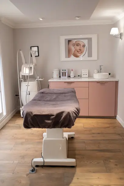 La Perle de Beauté - Head Spa
