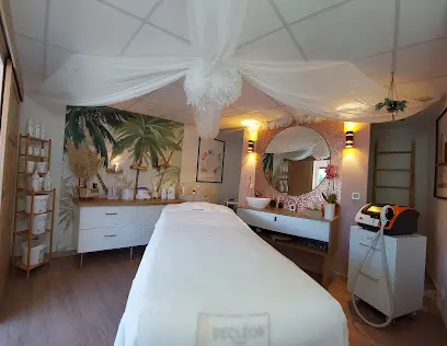 Le Cocon d'Émilie au Pays Basque - Head Spa