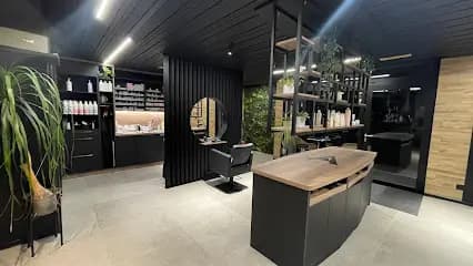STUDIO A STYLE Coiffure & Head Spa - Head Spa