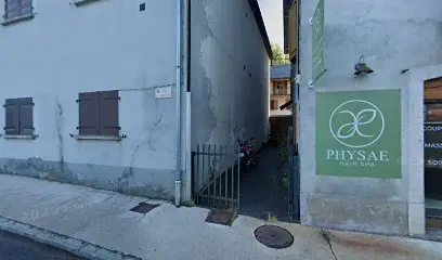 Physae Hair Spa - Head Spa