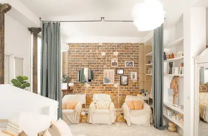 Seasonly Skin Studio Paris Batignolles - Head Spa