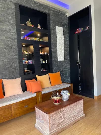 Golden Thai Spa - Head Spa