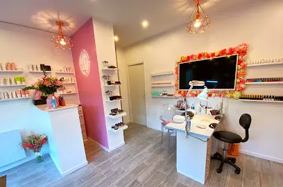 Glamour Beauty Nails - Head Spa